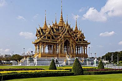 真假难辨 《德州电锯杀人狂》游戏电影对比预告